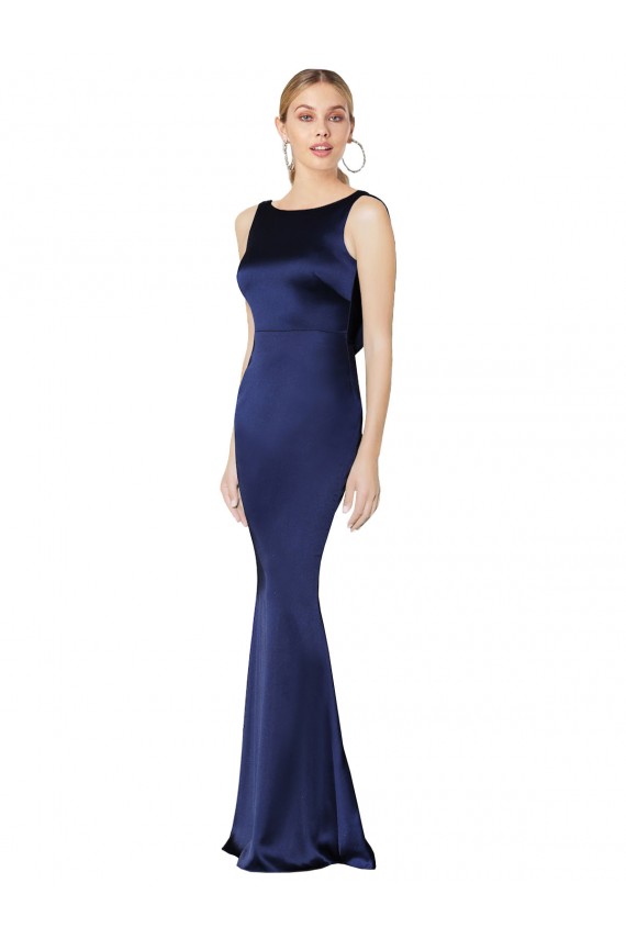 Mejores Azul marina oscuro Cubierta Halter Cuello Alto Satén elástico Largo Formales Vestidos de dama de honor / Vestidos de fiesta