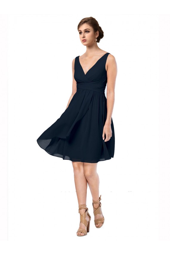 Mejores Azul marina oscuro línea A Cuello en V Gasa Corto Vestidos de dama de honor / Vestidos de cóctel