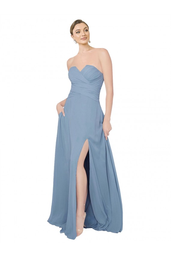 Mejores Azul polvoriento línea A Cuello de Corazón Sin tirantes Gasa Largo Vestidos de dama de honor