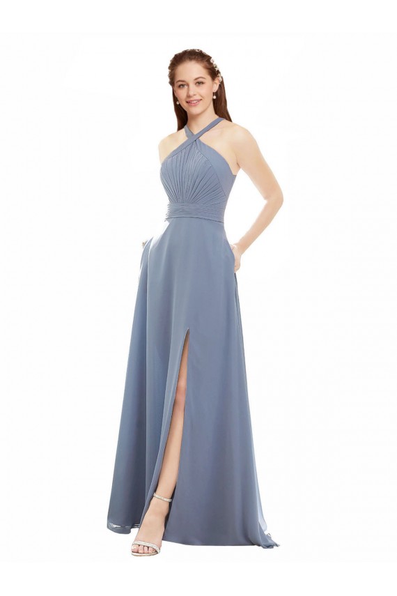 Mejores Azul polvoriento línea A Halter Cuello Alto Gasa Largo Vestidos de dama de honor