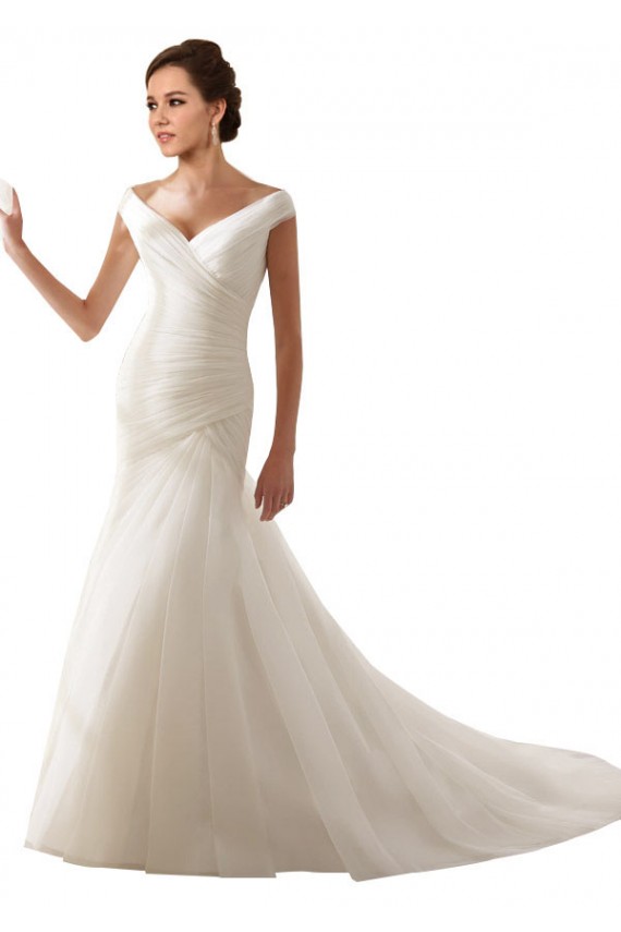 Mejores Blanco Cubierta Hombros Descubiertos Cola capilla Tul Vestidos de novia