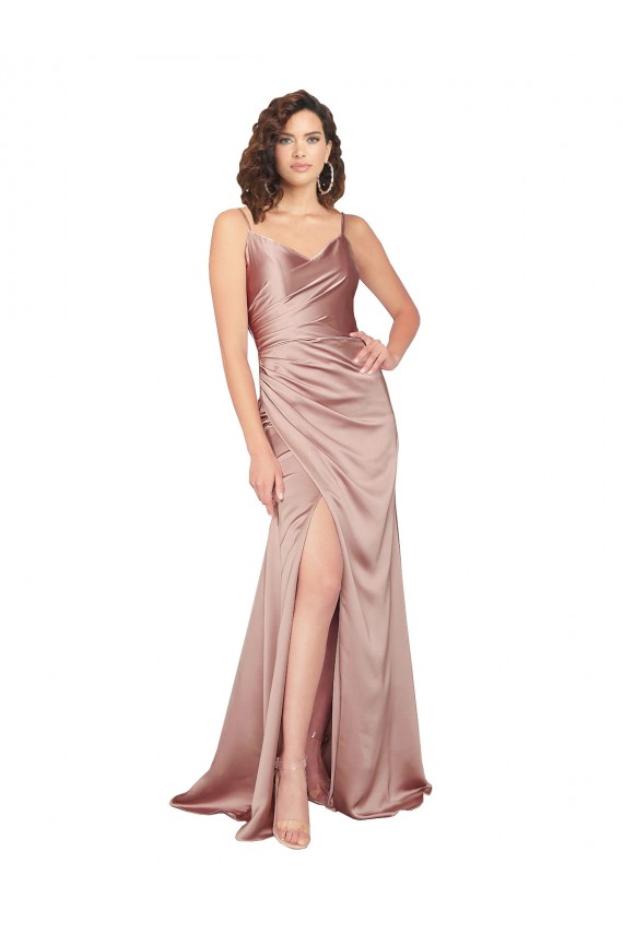 Mejores Rosa empolvado Cubierta Cuello en V Satén sedoso Largo Formales Vestidos de dama de honor / Vestidos de fiesta