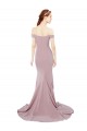 Mejores Rosa empolvado Sirena Hombros Descubiertos Barrer tren Crepé Elástico Largo Formales Vestidos de dama de honor / Vestidos de fiesta